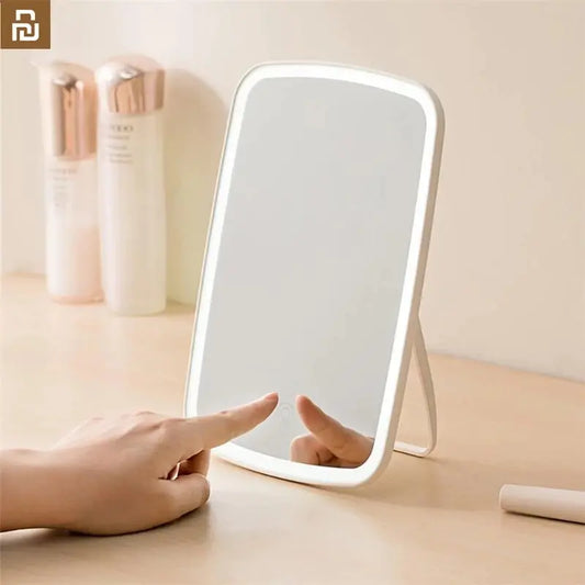 Intelligent portable makeup mirror